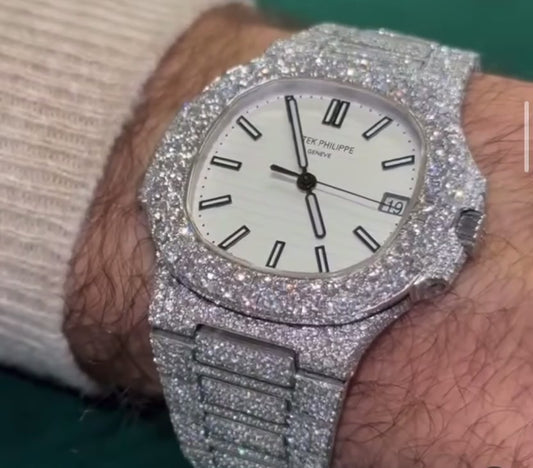 Patek Philippe (White Face) Nautilus 5711
